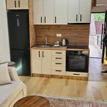 빌라 Luxury Family On Neretva - Private Pool - Kuca Mira 코니츠